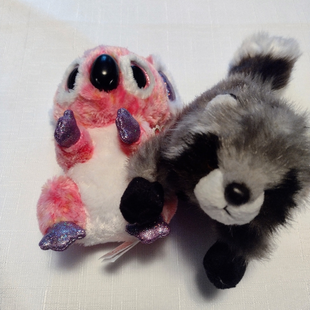 TY plush Beanie Baby critters (2) collectible Koala & Raccoon